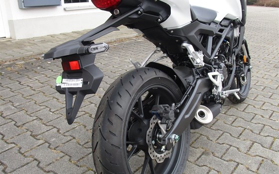 Neufahrzeug Honda CB 125 - Bild 4