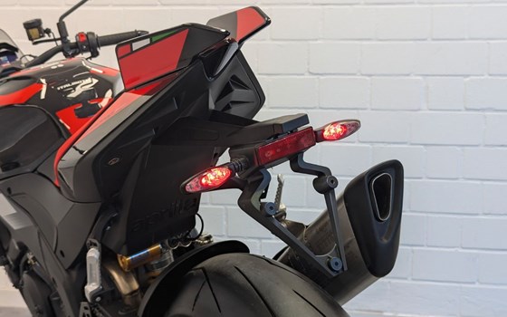 Neufahrzeug Aprilia Tuono V4 1100 Factory - Bild 11