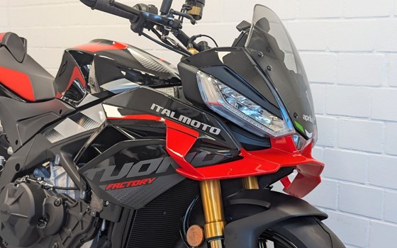Neufahrzeug Aprilia Tuono V4 1100 Factory - Bild 9