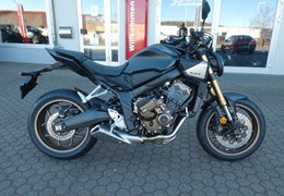 Neumotorrad Honda CB650R E-Clutch