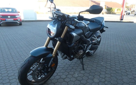 Neufahrzeug Honda CB650R E-Clutch - Bild 7