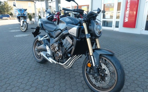 Neufahrzeug Honda CB650R E-Clutch - Bild 9