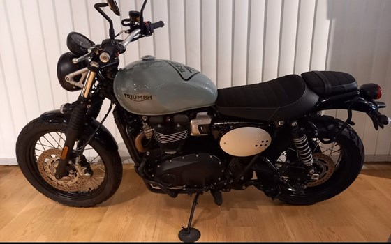 Gebrauchtmotorrad Triumph Street Scrambler - Bild 3
