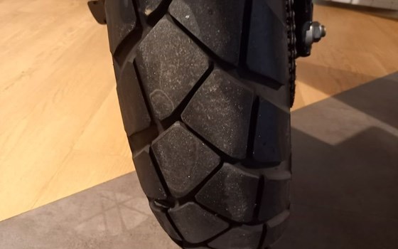 Gebrauchtmotorrad Triumph Street Scrambler - Bild 8