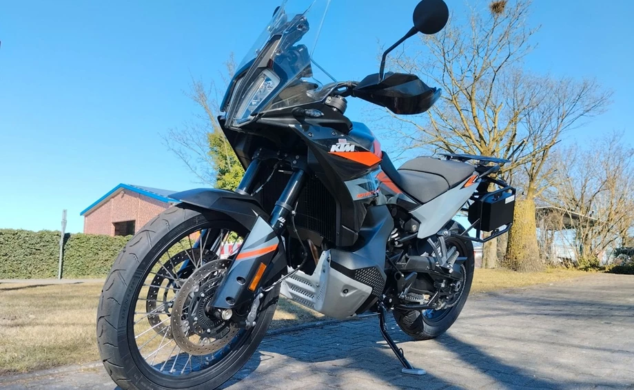 Angebot KTM 890 Adventure Bild 2: Angebot KTM 890 Adventure