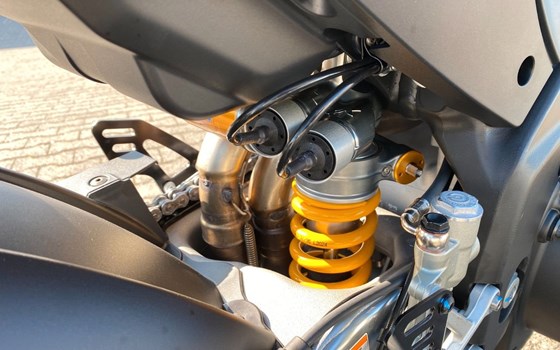 Neufahrzeug Aprilia Tuono V4 1100 Factory - Bild 16