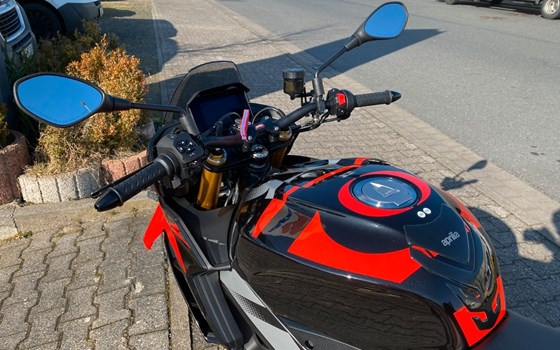 Neufahrzeug Aprilia Tuono V4 1100 Factory - Bild 17