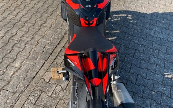 Neufahrzeug Aprilia Tuono V4 1100 Factory - Bild 9