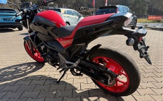 Gebrauchtmotorrad Honda NC750S - Bild 6