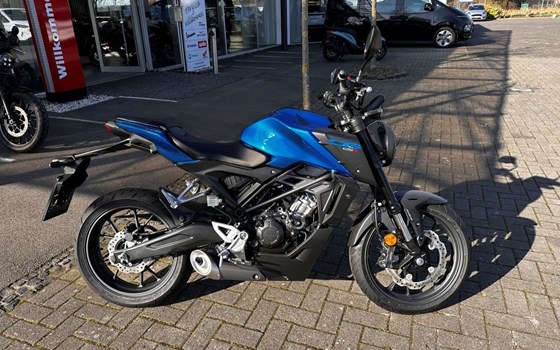 Neufahrzeug Honda CB125R - Bild 3