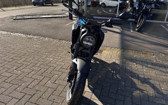 Neufahrzeug Honda CB125R - Bild 9