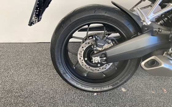 Neufahrzeug Honda CBR650R E-Clutch - Bild 7 Neufahrzeug Honda CBR650R E-Clutch - Bild 7