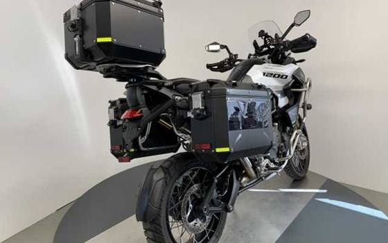 Gebrauchtmotorrad Triumph Tiger 1200 Rally Explorer - Bild 3