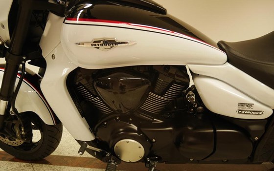 Gebrauchtmotorrad Suzuki VZR 1800 - Bild 9 Gebrauchtmotorrad Suzuki VZR 1800 - Bild 9