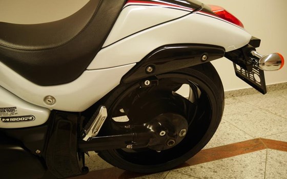 Gebrauchtmotorrad Suzuki VZR 1800 - Bild 10 Gebrauchtmotorrad Suzuki VZR 1800 - Bild 10