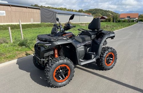 Neumotorrad CFMOTO C-Force 1000