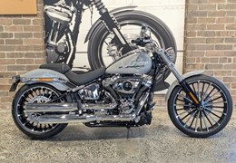 Neumotorrad Harley-Davidson Softail Breakout 117