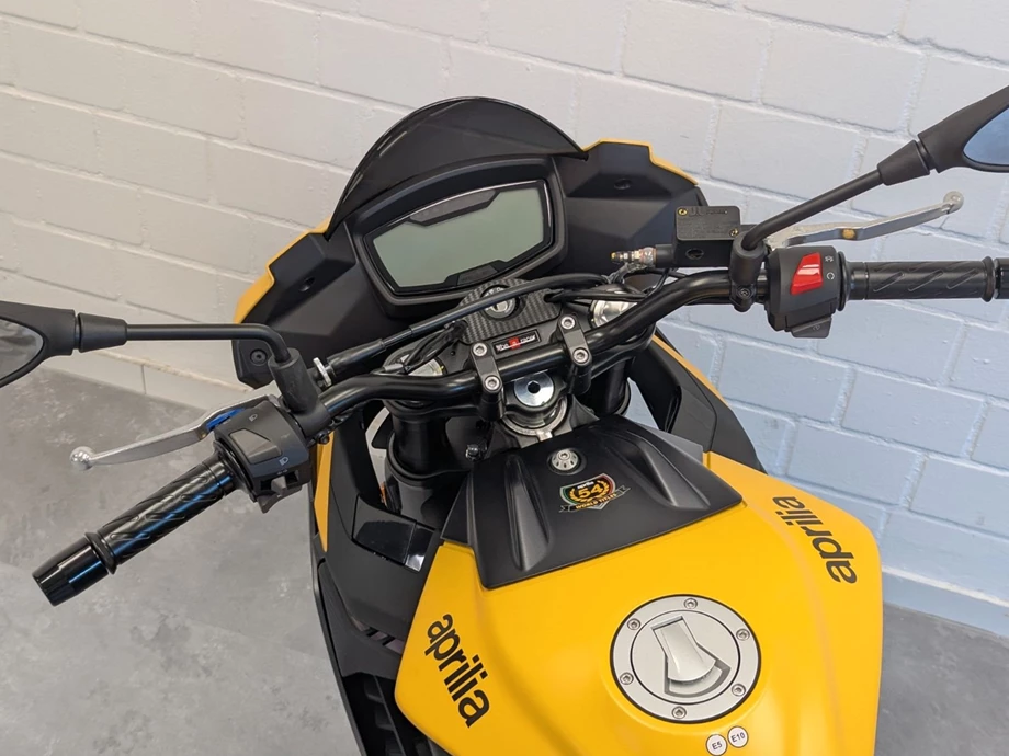 Angebot Aprilia Tuono 125 Bild 5: Angebot Aprilia Tuono 125