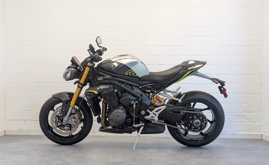 Angebot Triumph Speed Triple 1200 RS Bild 3: Angebot Triumph Speed Triple 1200 RS