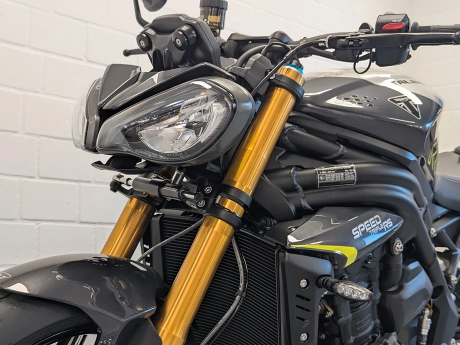 Angebot Triumph Speed Triple 1200 RS Bild 6: Angebot Triumph Speed Triple 1200 RS