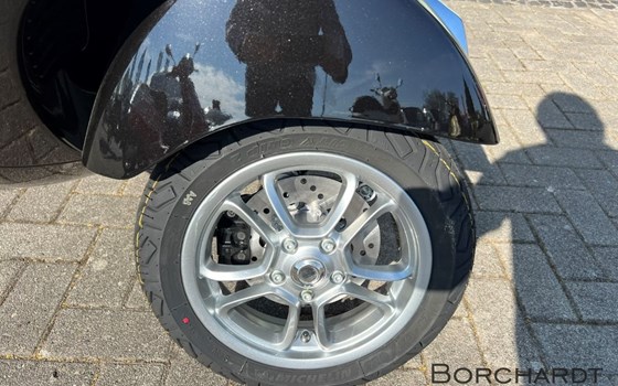 Neufahrzeug Vespa GTS 125 Super - Bild 13