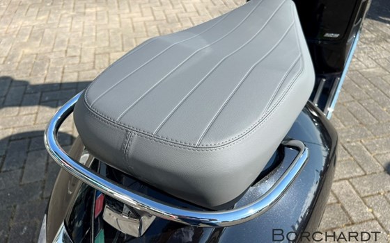 Neufahrzeug Vespa GTS 125 Super - Bild 16