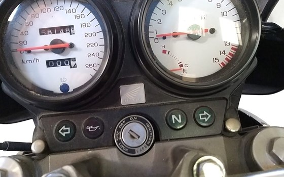 Gebrauchtmotorrad Honda CB 600 F Hornet - Bild 5