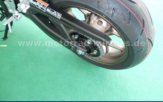 Neufahrzeug Honda CB650R E-Clutch - Bild 10