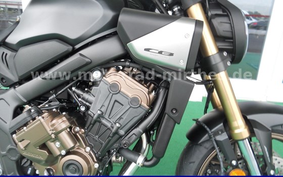 Neufahrzeug Honda CB650R E-Clutch - Bild 6