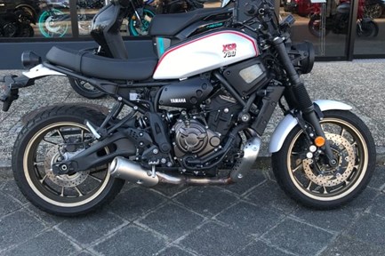 Yamaha XSR700 XTribute