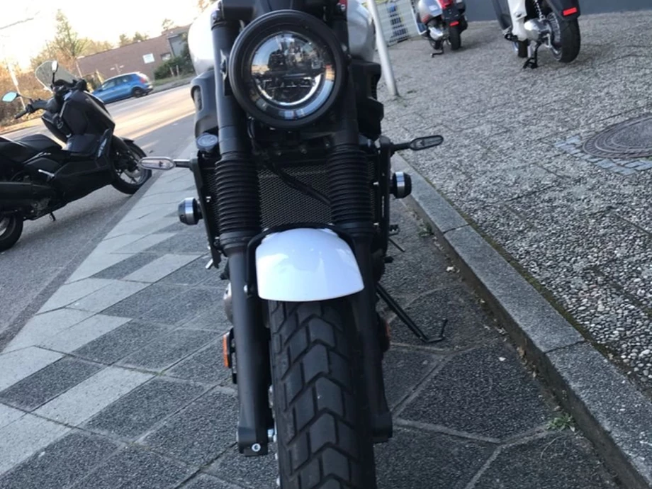 Angebot Yamaha XSR700 XTribute Bild 4: Angebot Yamaha XSR700 XTribute