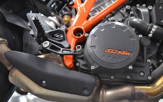 Gebrauchtmotorrad KTM 1290 Super Duke R - Bild 6