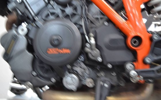 Gebrauchtmotorrad KTM 1290 Super Duke R - Bild 8