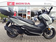 Honda Forza 125
