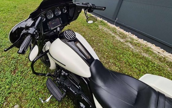 Gebrauchtmotorrad Harley-Davidson Touring Street Glide Special FLHXS - Bild 7