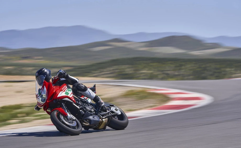 Angebot MV Agusta Turismo Veloce 800 RC SCS Bild 5: Angebot MV Agusta Turismo Veloce 800 RC SCS
