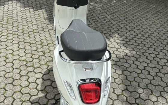 Neufahrzeug Vespa Primavera 50 2T - Bild 9