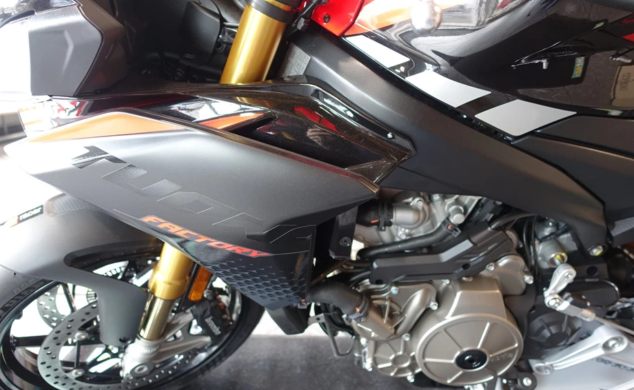 Angebot Aprilia Tuono 660 Factory Bild 3: Angebot Aprilia Tuono 660 Factory