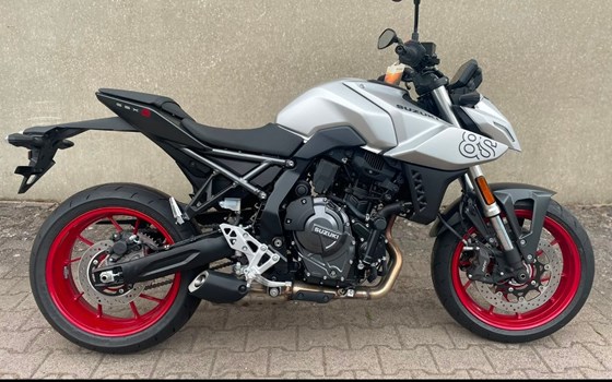 Neufahrzeug Suzuki GSX-8S - Bild 1