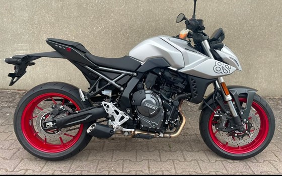 Neufahrzeug Suzuki GSX-8S - Bild 8