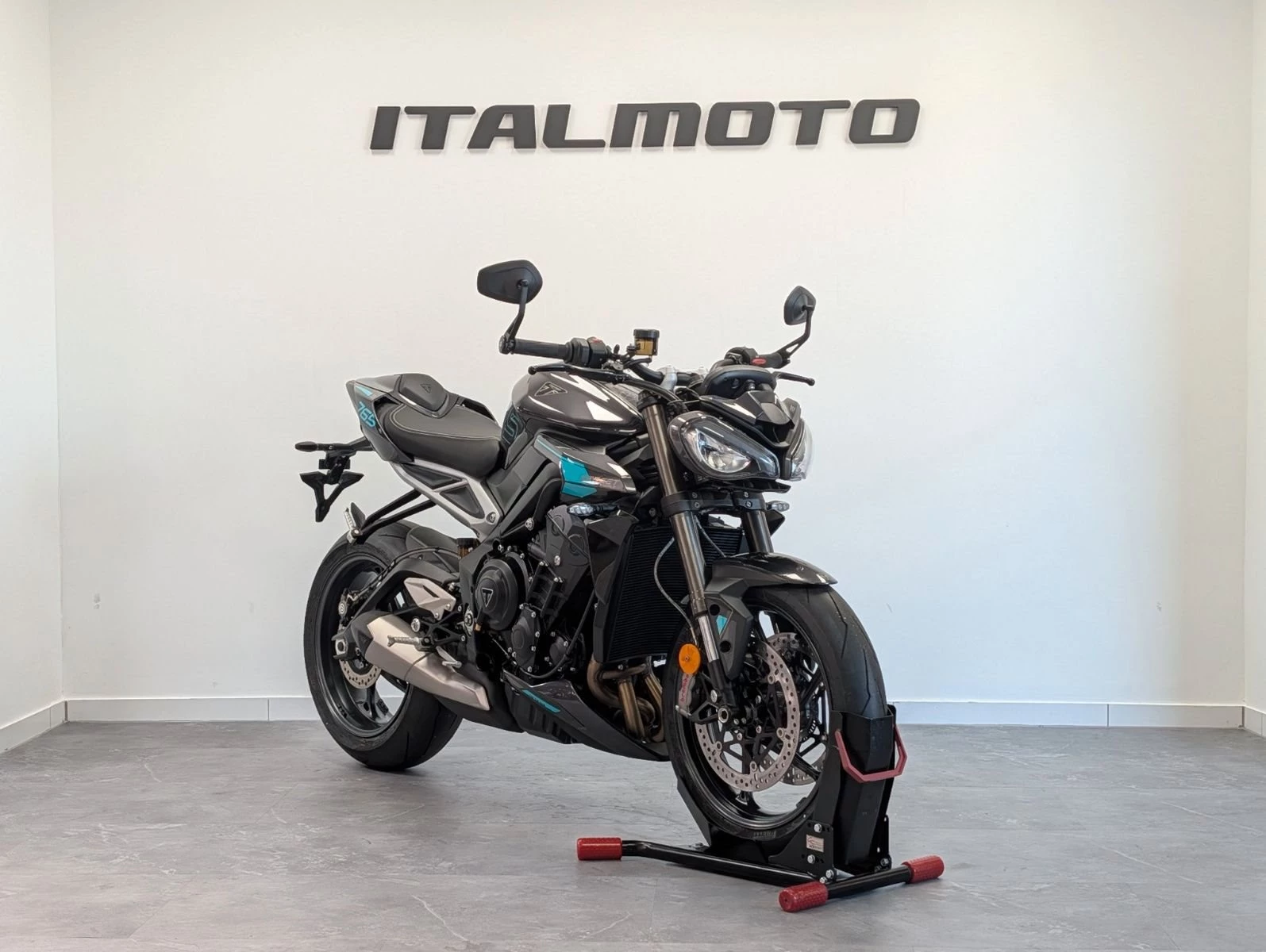 Triumph Street Triple 765 RS