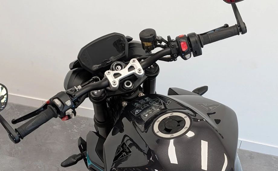 Angebot Triumph Street Triple 765 RS Bild 5: Angebot Triumph Street Triple 765 RS