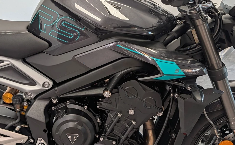 Angebot Triumph Street Triple 765 RS Bild 6: Angebot Triumph Street Triple 765 RS