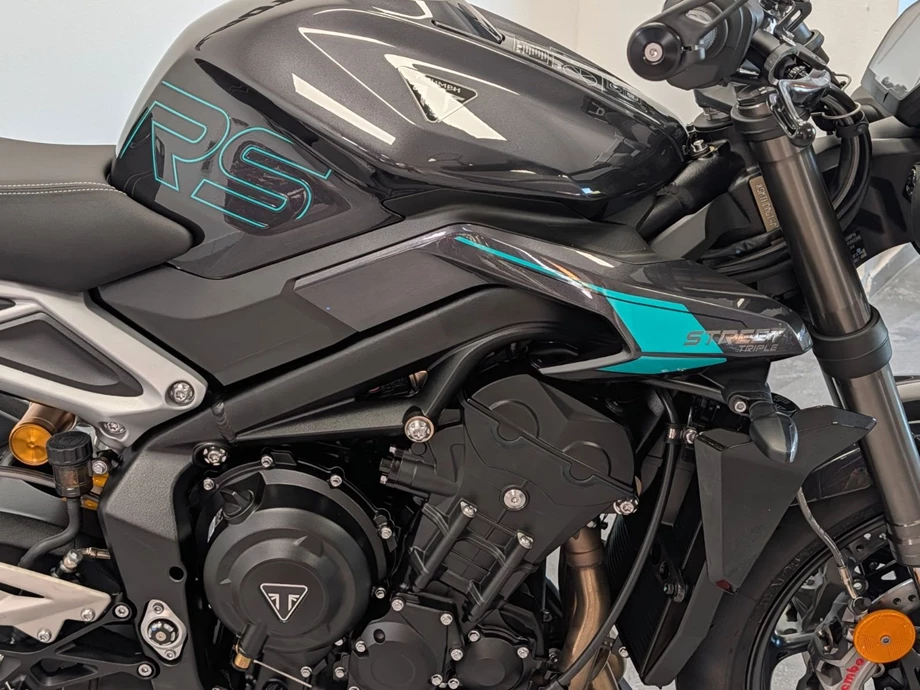 Angebot Triumph Street Triple 765 RS Bild 6: Angebot Triumph Street Triple 765 RS
