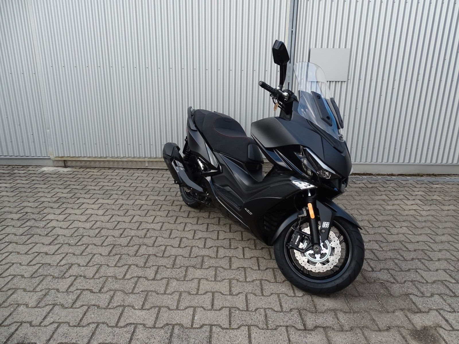 Neumotorrad