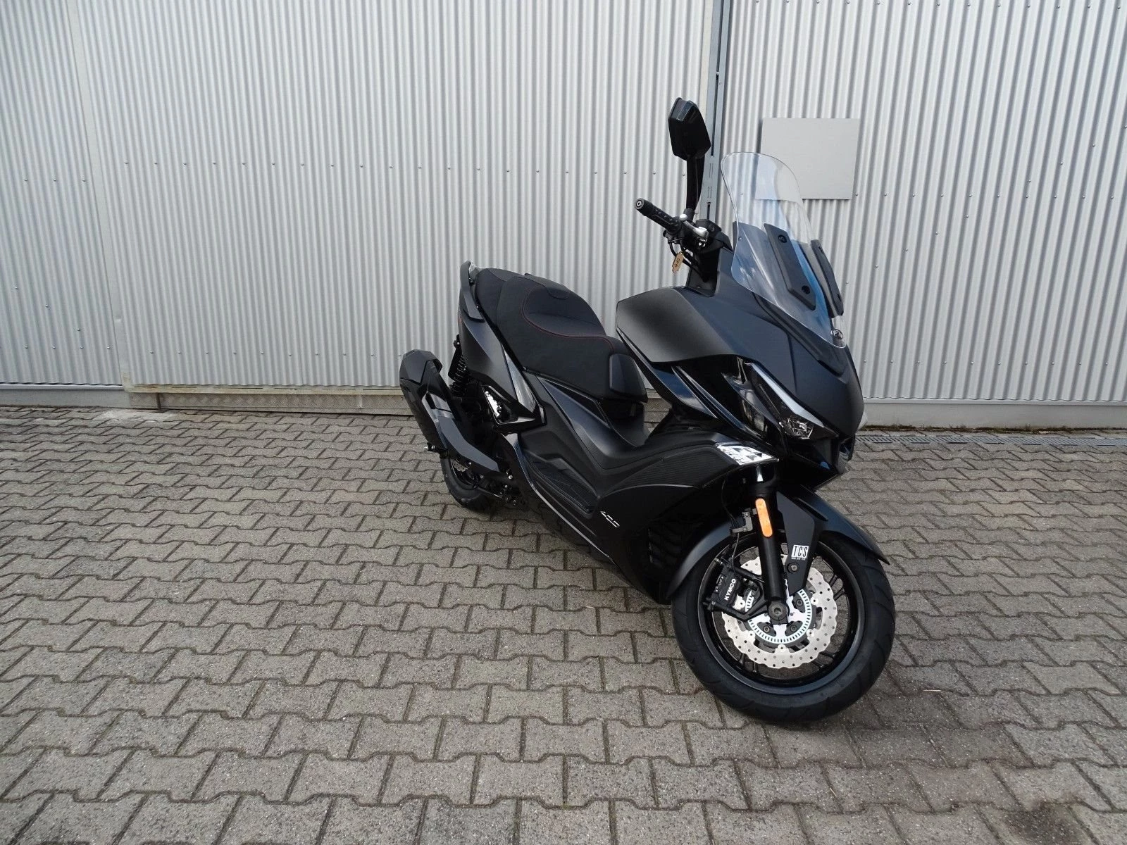 Neumotorrad
