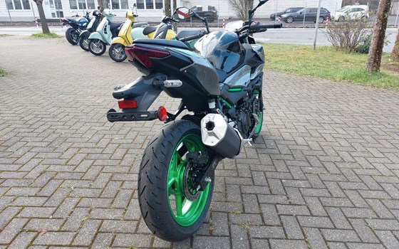 Gebrauchtmotorrad Kawasaki Z 500 SE - Bild 8
