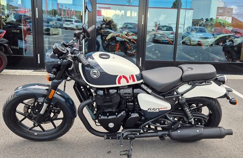 Neumotorrad Royal Enfield Shotgun 650