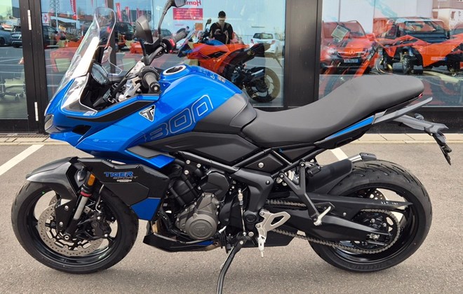 Triumph Tiger Sport 800