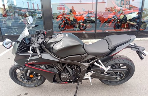 Neumotorrad Honda CBR650R